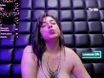 Stripchat Live Porn of Violetta_Swett_