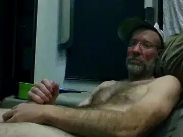 Stripchat Free Live Porn of tittycum3636