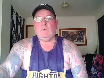 Stripchat Adult Webcam of KINKYBLUEYES69