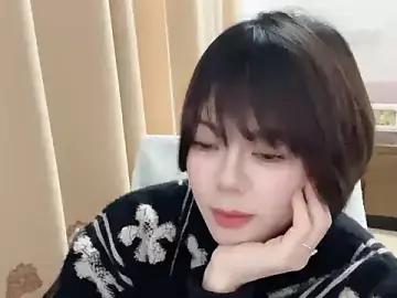 Stripchat Sex Cam of Linda-LL