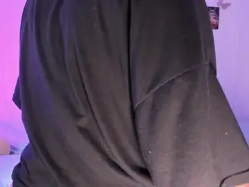 Stripchat Sex Cam of ineedmydaddy_