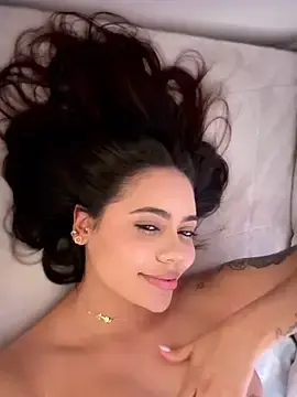 Stripchat Watch Live Sex Cams of Aryrosee