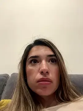 Stripchat Live Porn of ItalianGirl