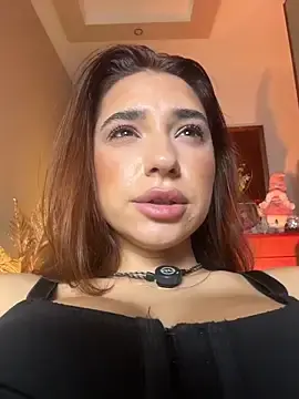 Stripchat Adult Webcam of ItalianGirl