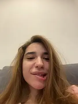 Stripchat Sex Chat of ItalianGirl