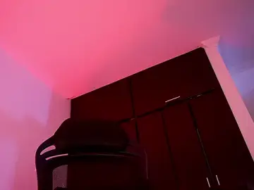 Stripchat Free Porn Cam of petitevictoria