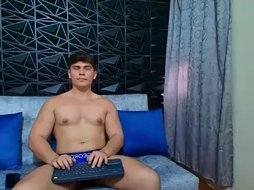 Stripchat Sex Cam of Jared_Rosse