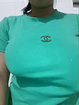 Stripchat Free Porn Cam of Shine_Mai