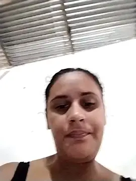 Stripchat Live Sex Cam of Andreita_95