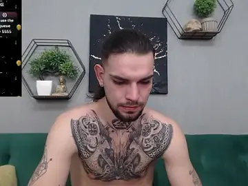 Stripchat Sex Cam of KaneHunter