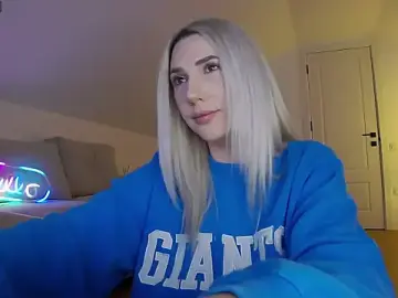 Stripchat Free Porn Cam of KhloeK