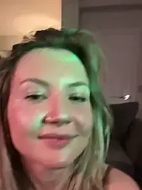 Stripchat Nude Webcam of WhereisAlice