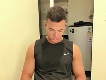 Stripchat Adult Webcams of paulblack21