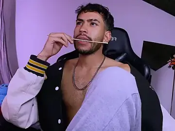 Stripchat Live Sex of 3v1l