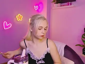 Stripchat Nude Webcam of ElenaMonroe