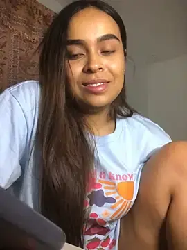 Stripchat Adult Webcam of JuanaSimons