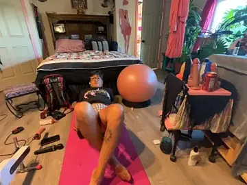 Stripchat Free Live Porn of kinkycanner
