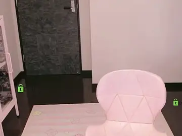 Stripchat Free Porn Cam of nide_xiaogou