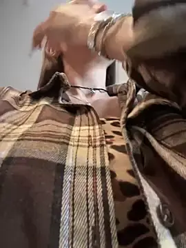 Stripchat Free Porn Cam of Emma_Catt