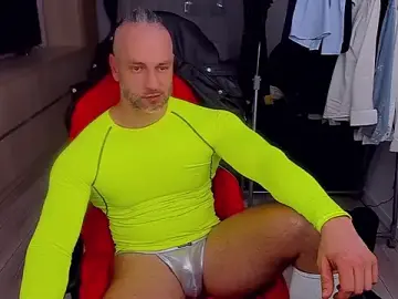 Stripchat Live Porn of MarisMuscle