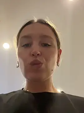 Stripchat Sex Cam of StasyWood