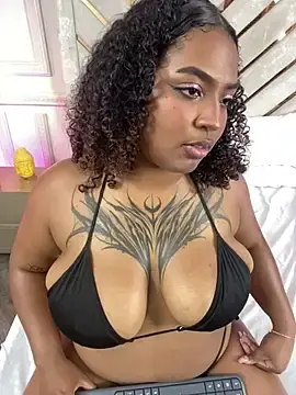 Stripchat Best Webcam of Cristal-Jonnes