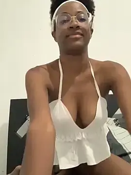 Stripchat Watch Live Sex Cams of Julyshygirl