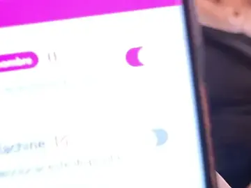 Stripchat Nude Webcam of angelinepossy