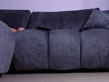 Stripchat Live Sex Cam of angelinepossy