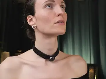 Stripchat Best live sex cam show of yulladao