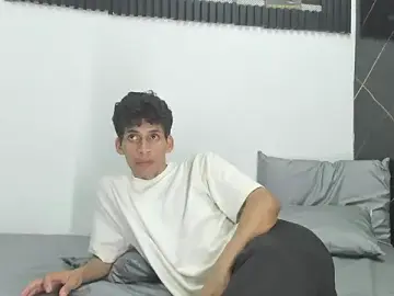 Stripchat Live Sex of Emer_santos