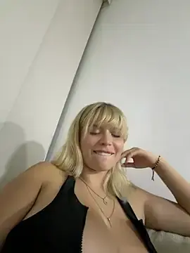 Stripchat Adult Webcams of _Alicee_1