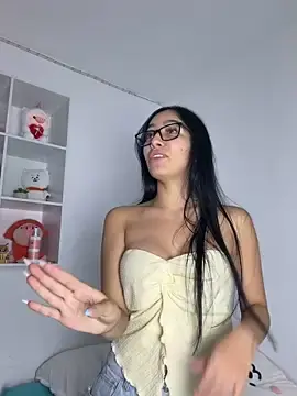 Stripchat Best Webcam of _Alicee_1