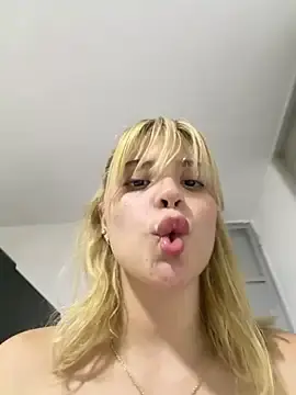 Stripchat Free Porn Cam of _Alicee_1