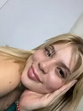Stripchat Live Sex Cam of _Alicee_1