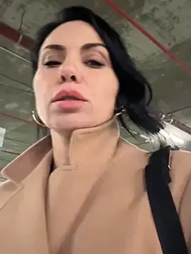 Stripchat Free Porn Cam of KimKelly13