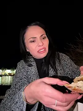 Stripchat Adult Video Chat of KimKelly13