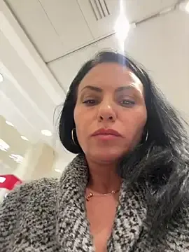 Stripchat Sex Cam of KimKelly13