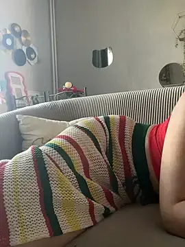 Stripchat Adult Webcams of LaPetitechienne1