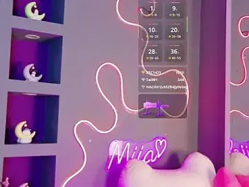 Stripchat Nude Webcam of miia__baker