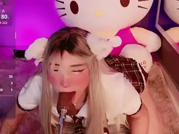 Stripchat Live Sex Cam of miia__baker