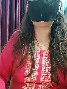 Stripchat Free Porn Cam of Aishwaryaa_69