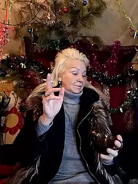 Stripchat Watch Live Sex Cams of CassandraSandra44