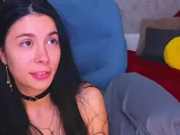 Stripchat Free Live Porn of Kitty4_Reed