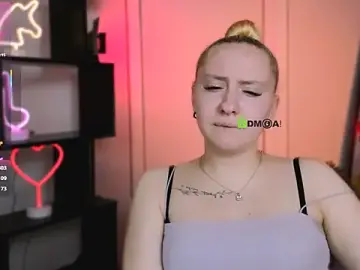 Stripchat Private Sex Chat of mila_glow1