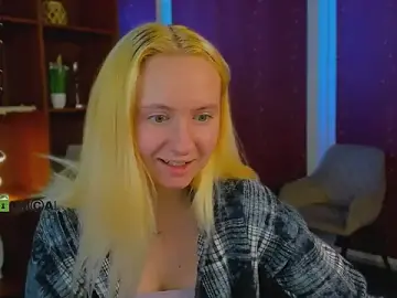 Stripchat Sex Cam of mila_glow1