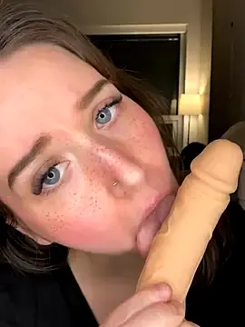 Stripchat Free Live Porn of nerdynina