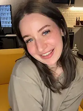 Stripchat Sex Cam of nerdynina