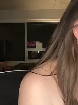 Stripchat Live Sex Cam of nerdynina