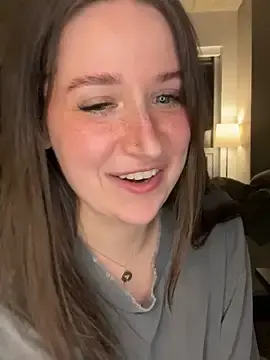 Stripchat Sex Cam of nerdynina